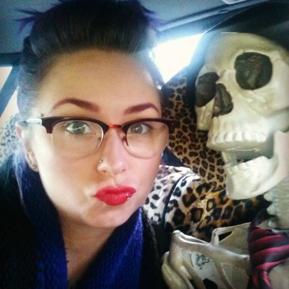 Trailer Park Queen - Picture 7 of 8